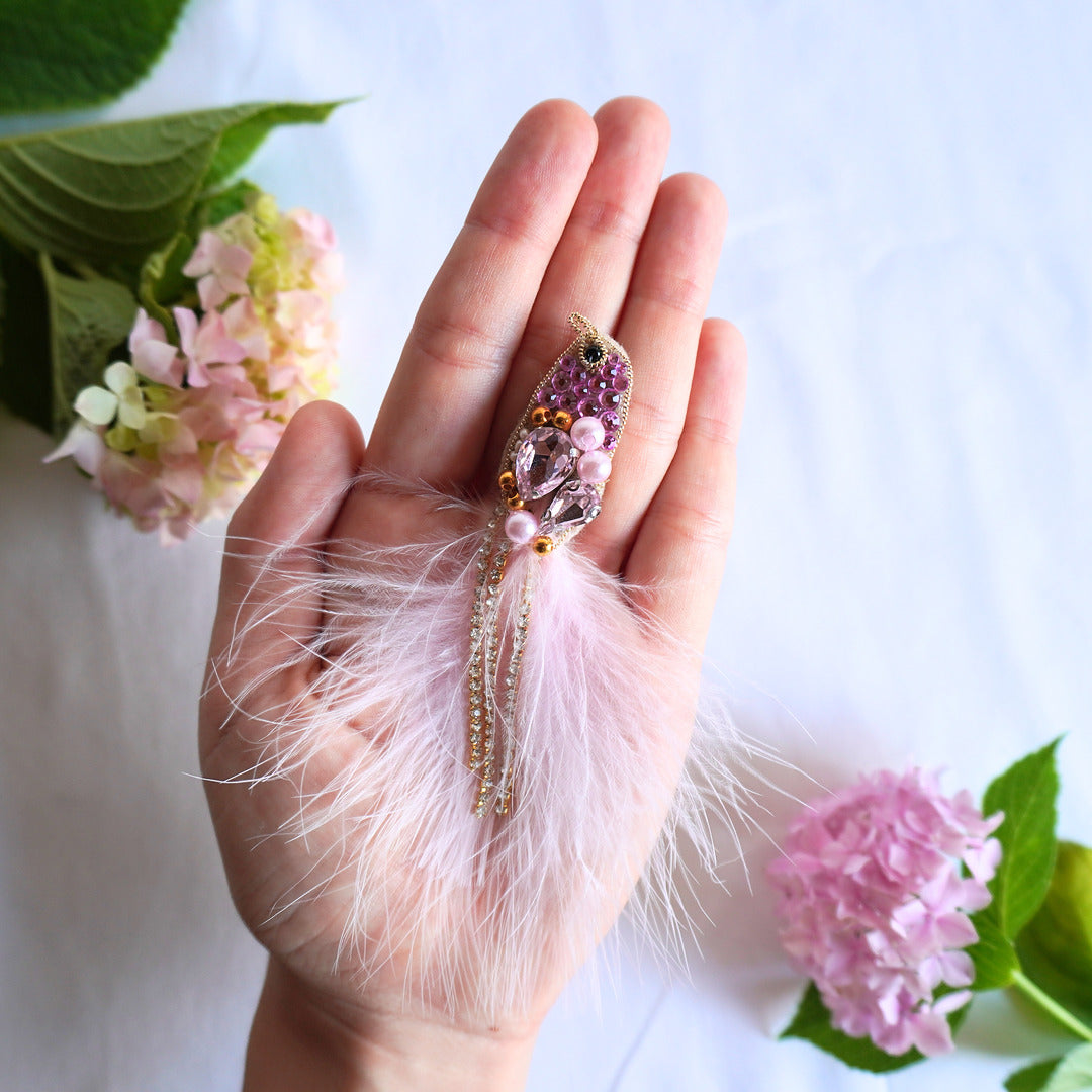 Rose pink and gold beaded bird TGbrooch small size