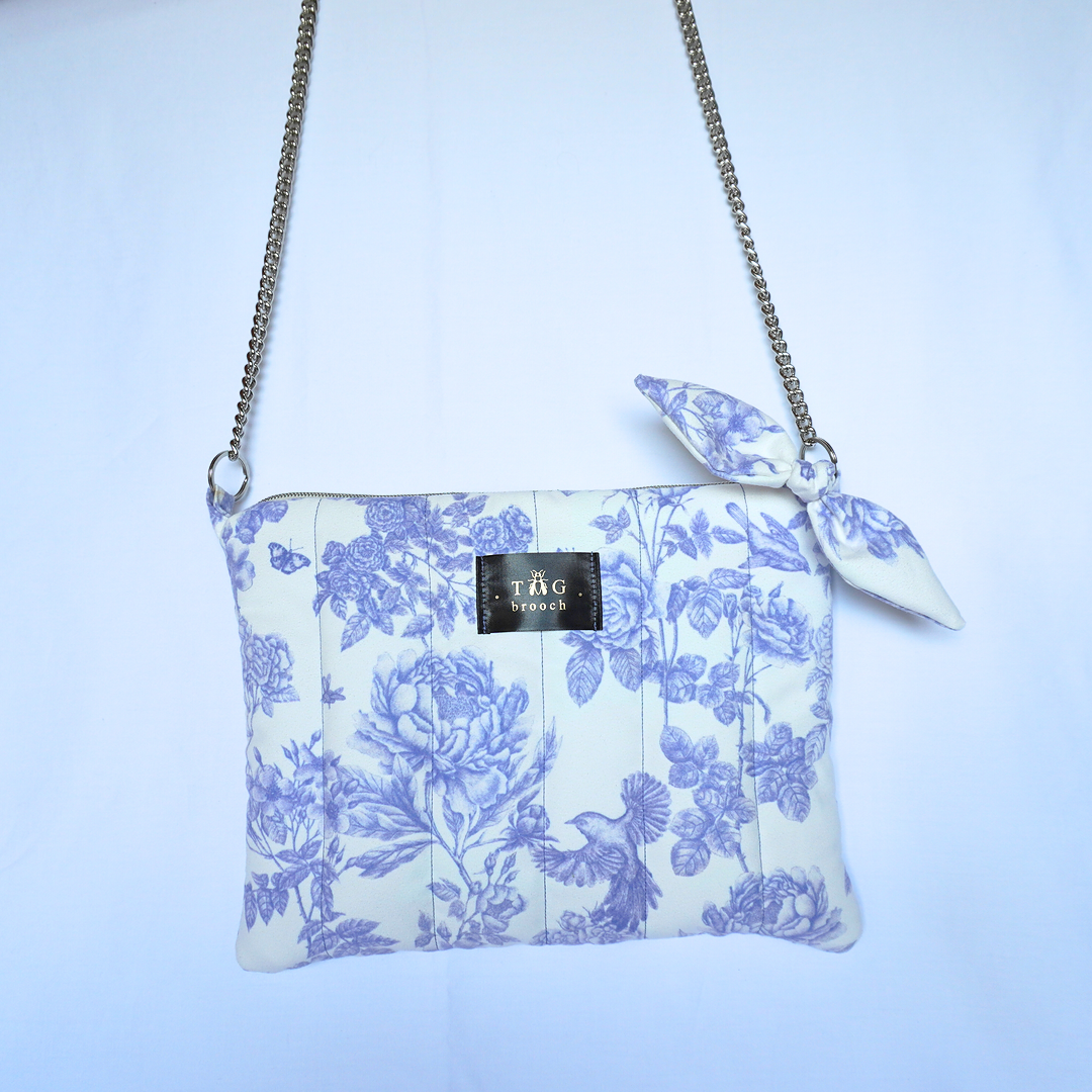Handmade small quilted bag with floral print on velvet fabric - TGbrooch